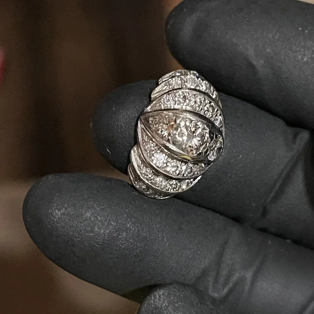 LADYS RING - Picture 3 of 9